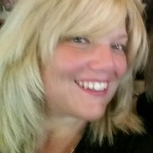 Meet your Posher, Cindy